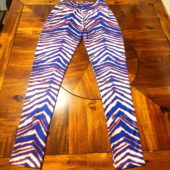 Women's KU Kansas University Leggings Size Medium - Picture 5 of 6